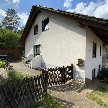 Apartamento Grosszugige Mit Garten